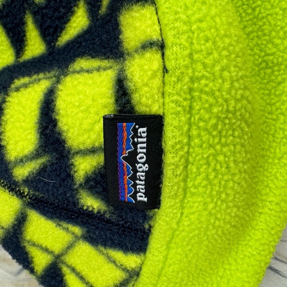 3-6 months Patagonia Hat - Picture 3 of 4